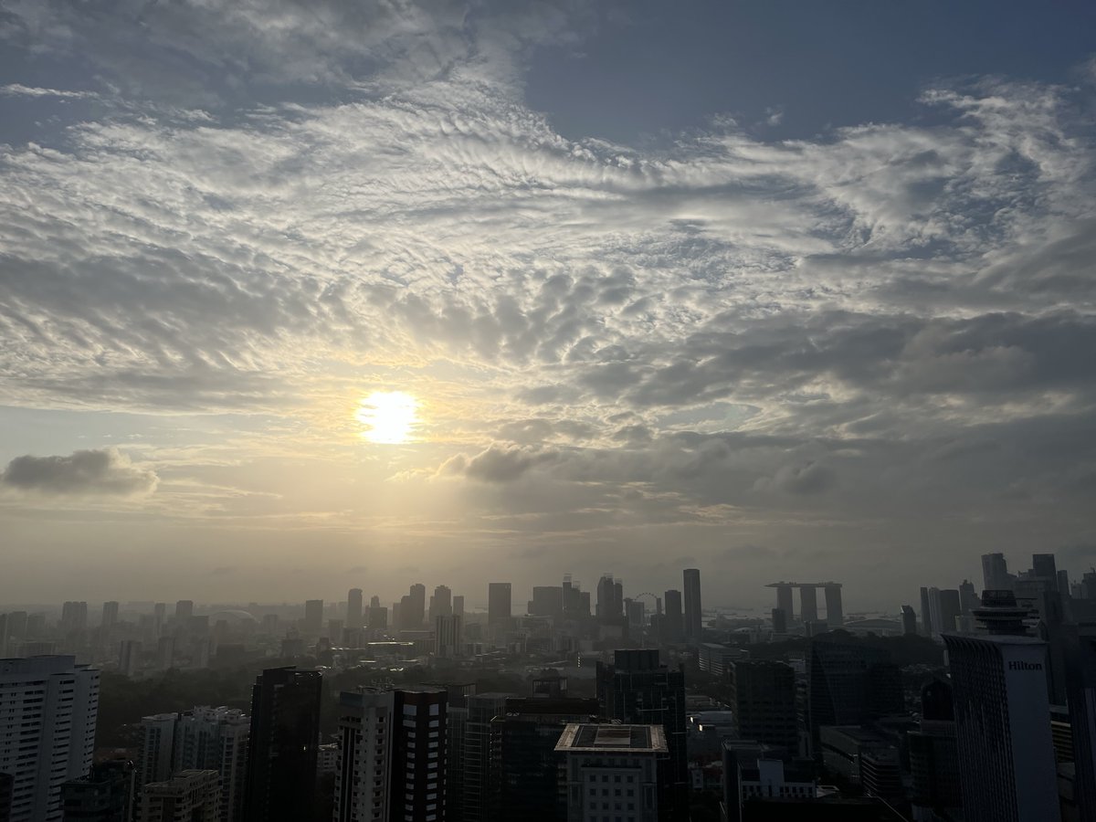 Yasu_Yamazak's tweet photo. Wed, 22 Feb 2023
Happy Wednesday!
Gooooooood morning from Singapore!
Loving the tropical morning breeze.
How is your week starting so far?
#goodmorningfromsingapore #goodmoring #singapore #magicaldestination #powercation https://t.co/AWZacrRhp2