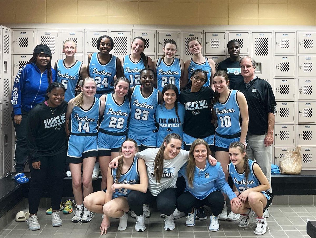 SMHSgirlsbball's tweet photo. Sweet 16 BOUND!!!!! 😎 https://t.co/oOTJntg3Xm