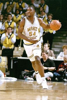 RBYowell2's tweet photo. @MattLeinartQB Rodney Rogers - @HillsideHS @McDAAG @WakeMBB @nuggets @Suns @celtics @sixers #NOHornets #NJNets Durham, NC https://t.co/YkfcRoEpn4