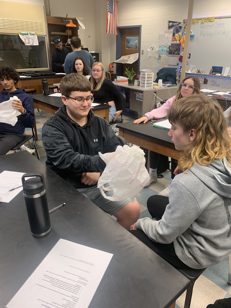 Jessica Nolan tweet media