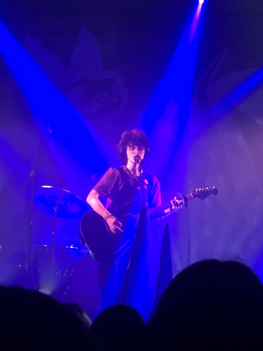 wormfoodboy's tweet photo. cavetown 19/02/2023 ‼️ https://t.co/pbQ72AeO6q