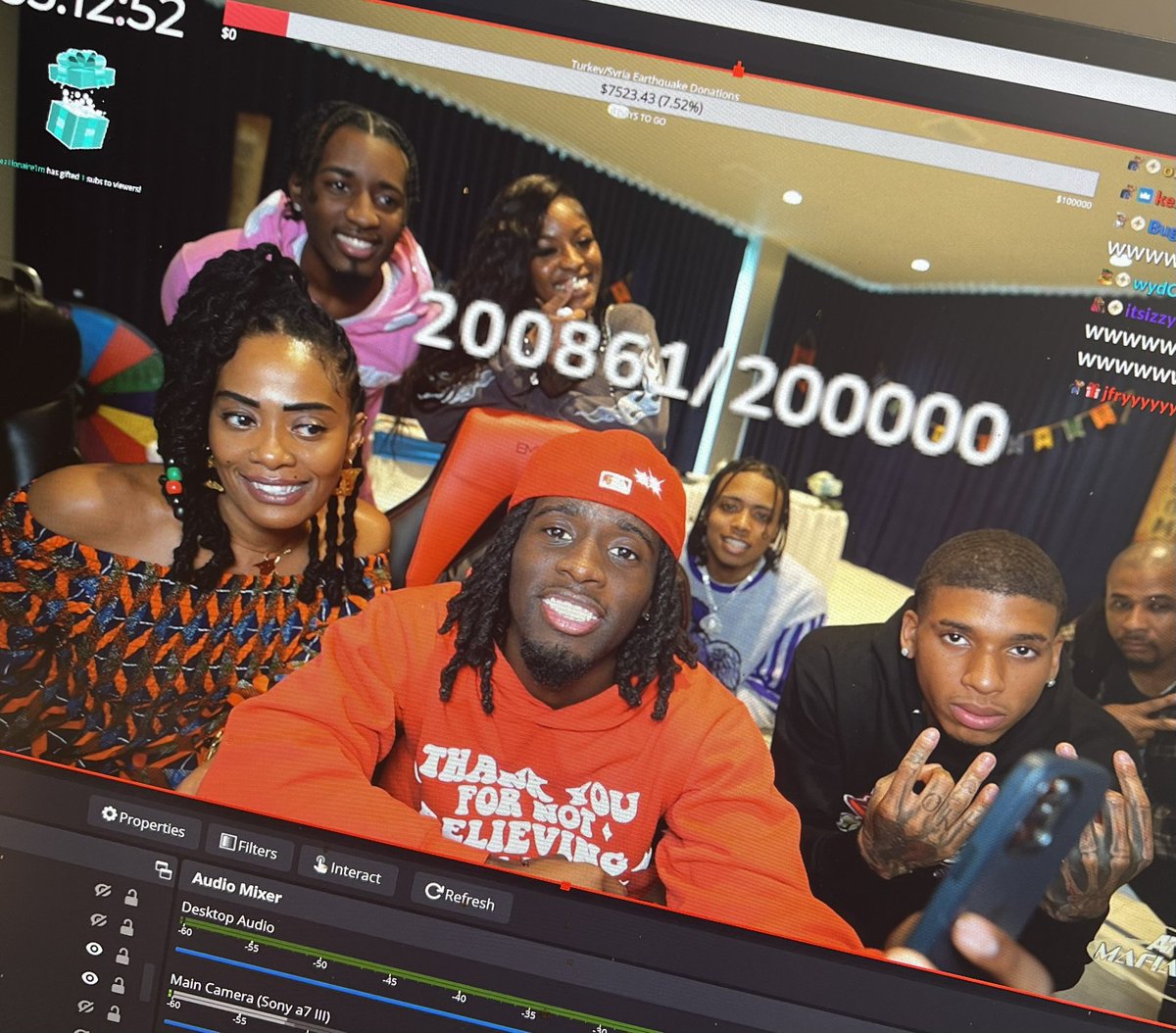 KaiCenat's tweet image. 200K SUBS BRO I LOVE EACH AND EVERYBODY WHO SUPPORT ME THROUGH OUT THIS WHOLE JOURNEY THESE PAST DAYS BEEN SO TUFF BUT I WILL NEVER GIVE UP🤞🏾GOING FOR #1❤️