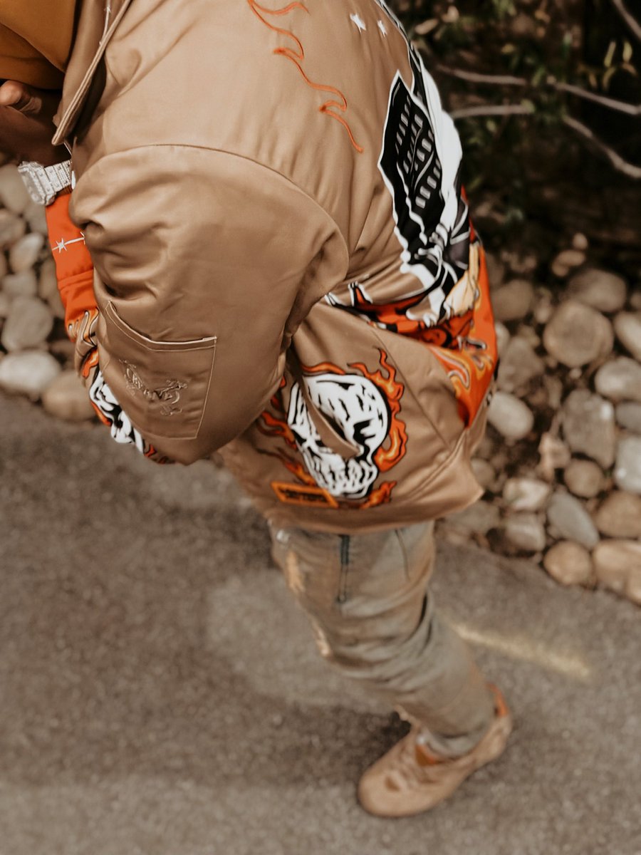 King_Spazz's tweet photo. D E T A I L S 🔥☠️🍁🍂🏜️ https://t.co/wEnkRcswEt