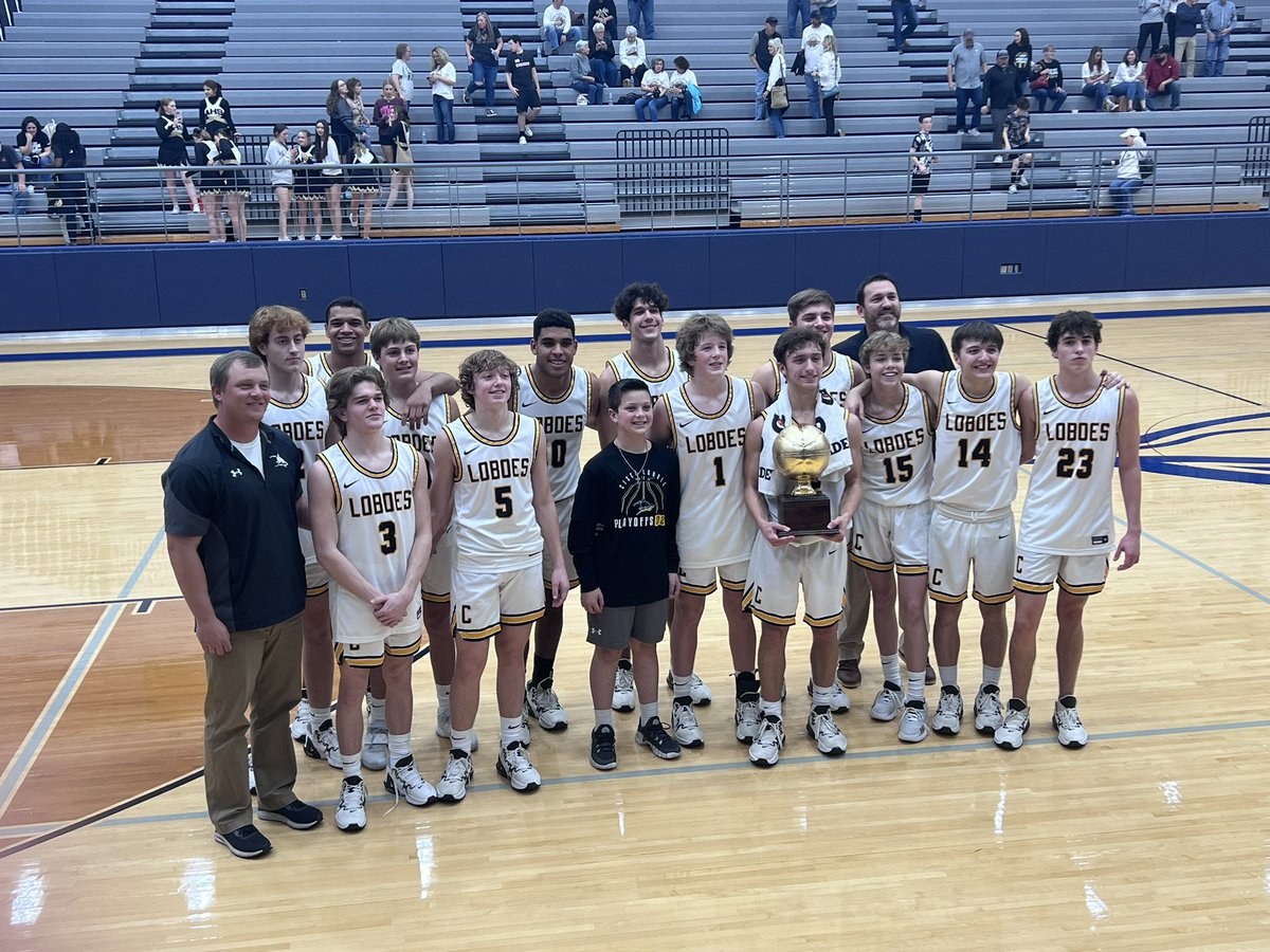 TheCiscoLoboes's tweet photo. The Cisco Loboes are the Bi-District Champions!! 
57-27 final score! #goloboes https://t.co/Ox2Lo6u8oD