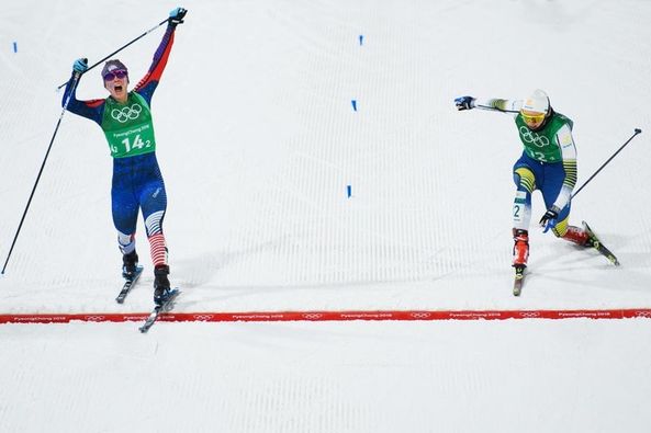 TCKooo's tweet photo. @jessdiggs HERE COMES DIGGINS HERE COMES DIGGINS !!!!!!!!!!!!!!!!! GOLD at the 2018 Winter Olympics was held on 21 February 2018 at 19:00 KST at the Alpensia Cross-Country Centre in Pyeongchang, South Korea. YOU GO-ld Girl https://t.co/mmie0nRSp6