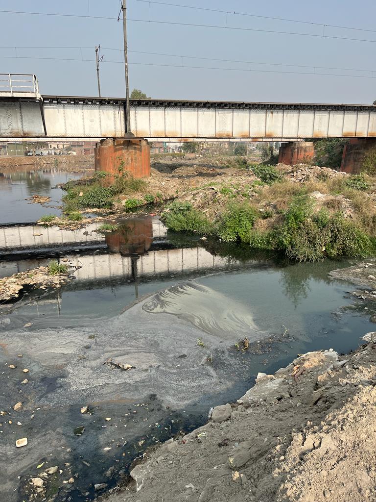 Lakhanpal1Cm's tweet image. Ludhiana smart city ! Strategically, there is no release of polluted water in the sewer on Sunday being a holiday.  Maximum polluted water is released from 07.00 pm till 06.00 am. Inauguration of #JamalpurSTP was done on Monday morning. Clean #BuddhaDary a showpiece. Yet a Dream?