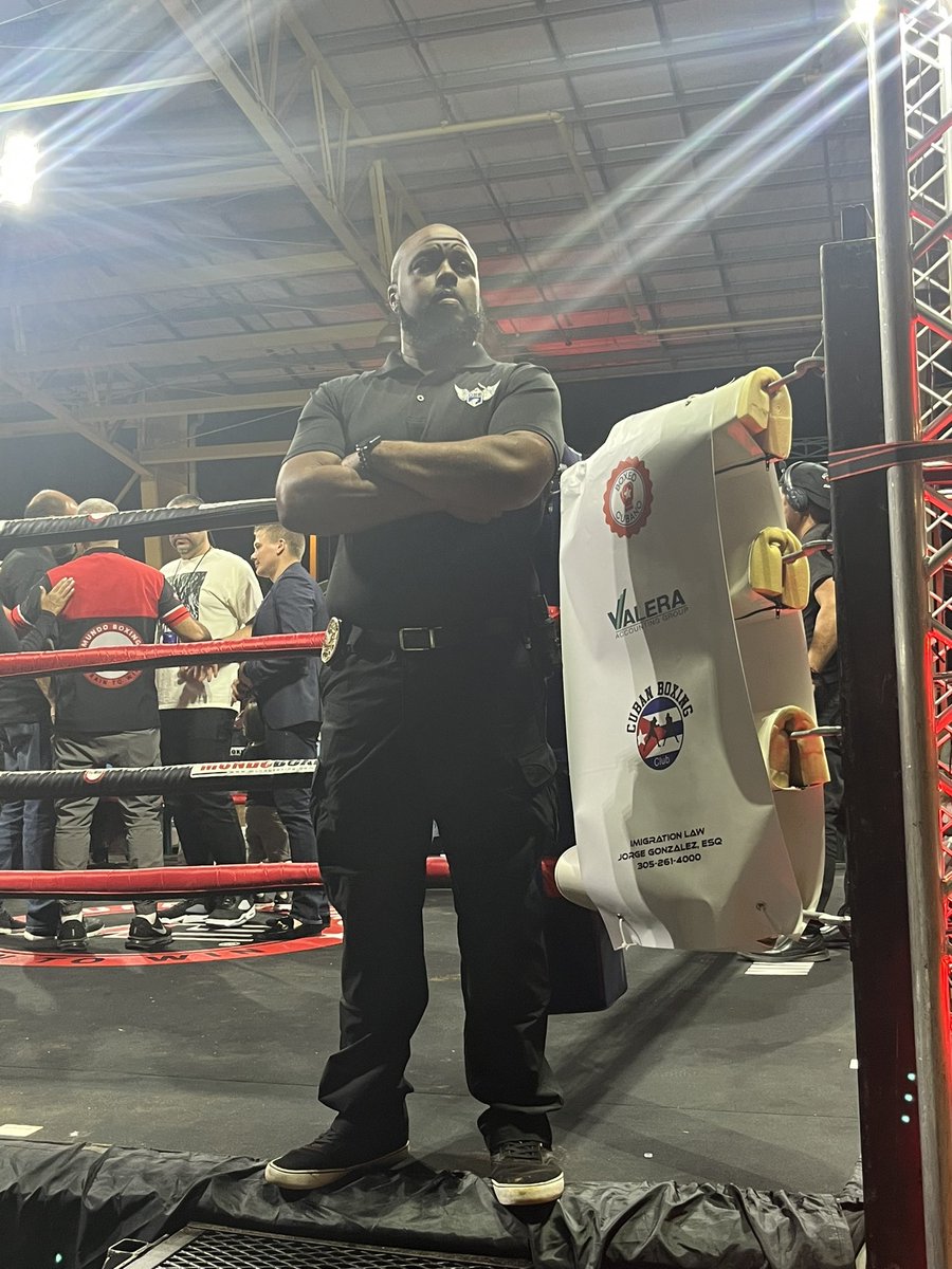 devine_security's tweet image. When they think it’s over we are still protecting! #mundoboxing