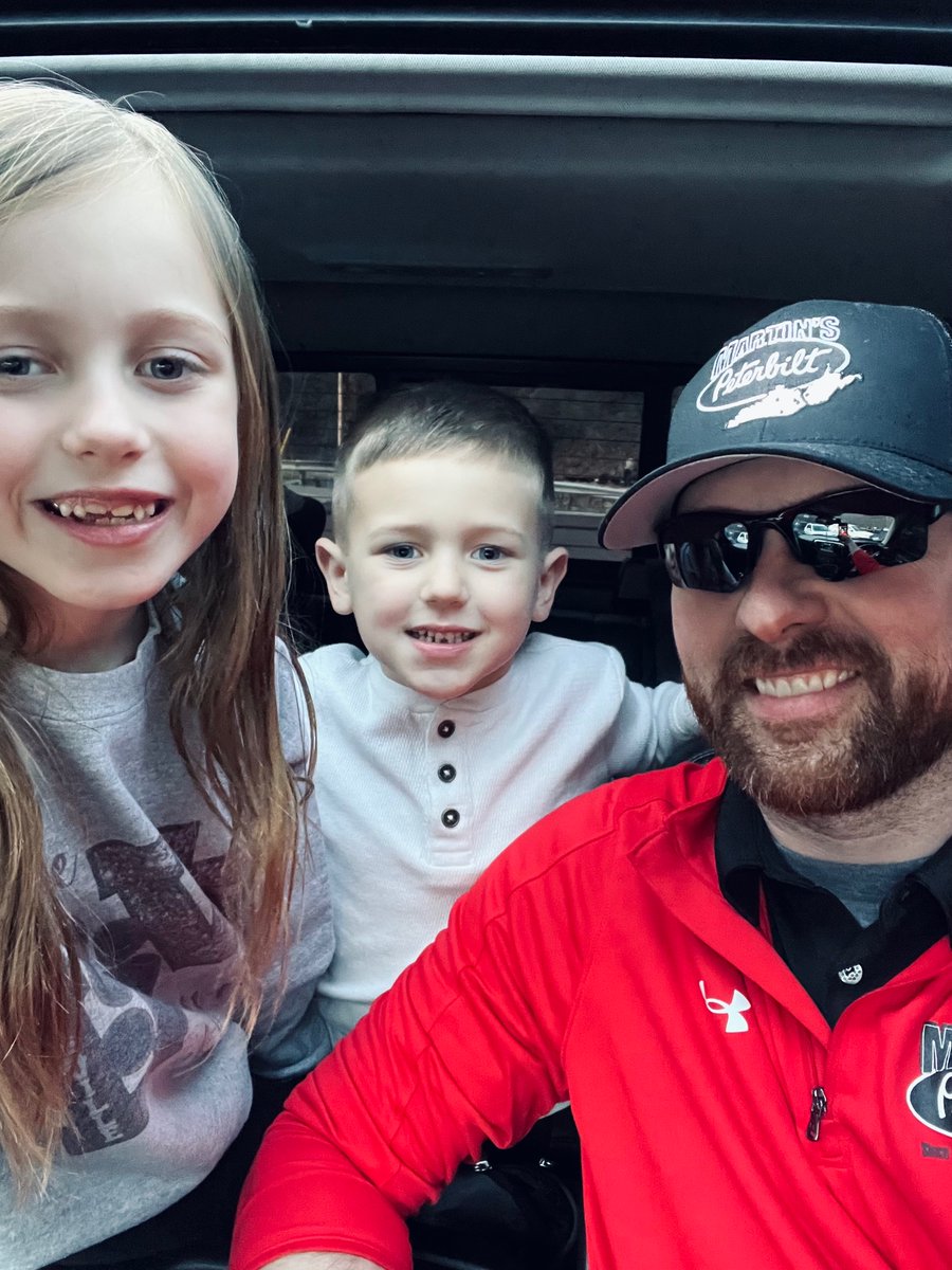 MattDamron6's tweet image. Wouldn’t trade this bunch for anything.. #sidekicks #readingnight