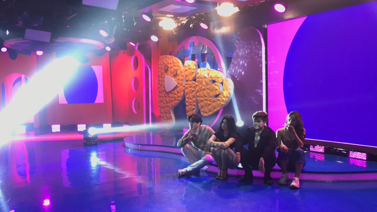 Team PieGalingan emotional on last weekday ganaps. OG piegalingan hosts departed ways. 
#Piegalingan #abscbn #Piechannel #AnjiSalvacion #SamanthaBernardo #RalphMalibunas #ErisAragoza Watch full episode of last day ganaps fb.watch/iRamBZyD-s/
<a href="/direkjosemari/">Jose Mari Reyes</a>