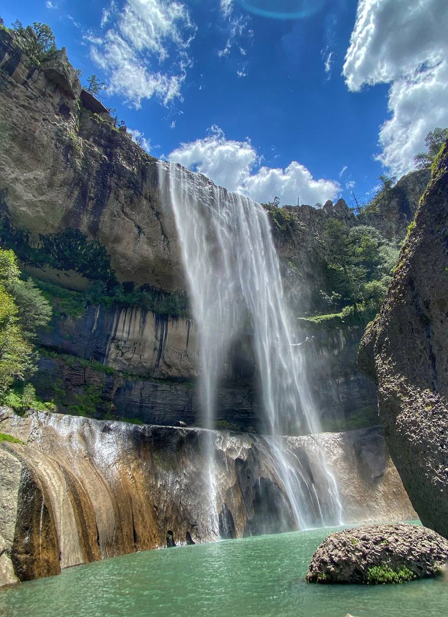 TurismoDurango's tweet photo. ���Así de mágico es #Durango ✨ ¡Visita el Salto del Agua Llovida!
📸@irving_salazar17
.
.
.
.
#DurangoCercaDeTi #VisitDurango #VisitMéxico #DurangoMx #naturephotography #cascada https://t.co/Jl1694h0s0