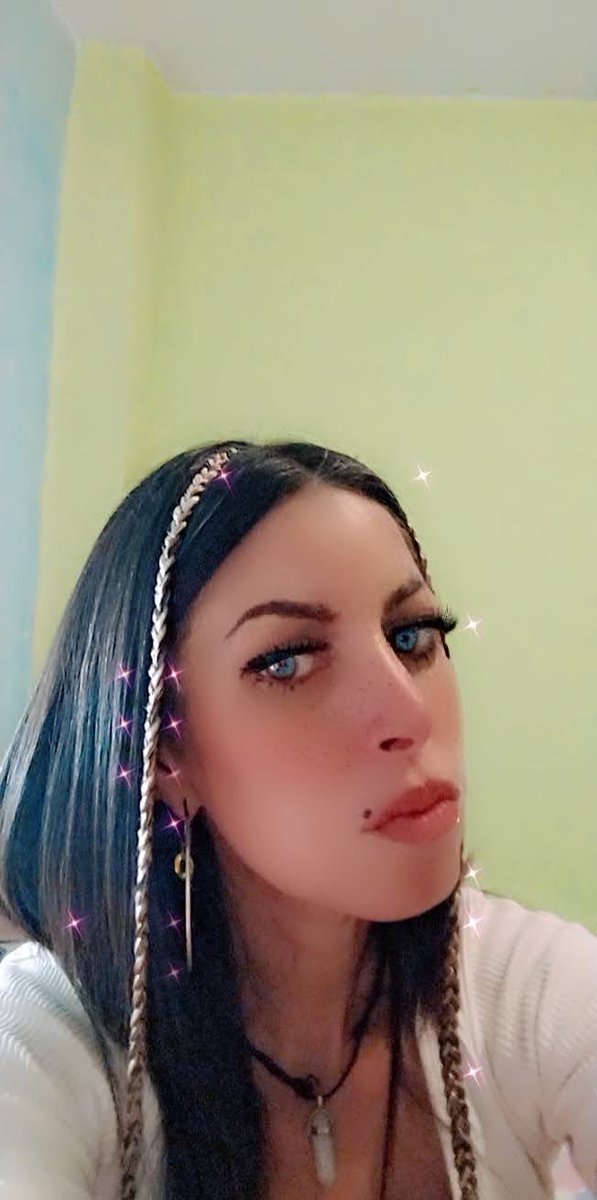PichellVanesa's tweet photo. Hola bombones!! #activa #lamejoractitud y tengo #syperpromo 😘😘😘😘😈🥰 https://t.co/aNiur6nWYN