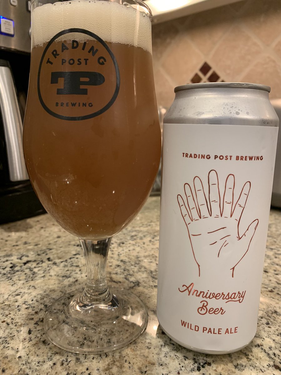 Pintographer's tweet image. Pinting an @tradingpostbrew Wild Pale Ale. Super refreshing.