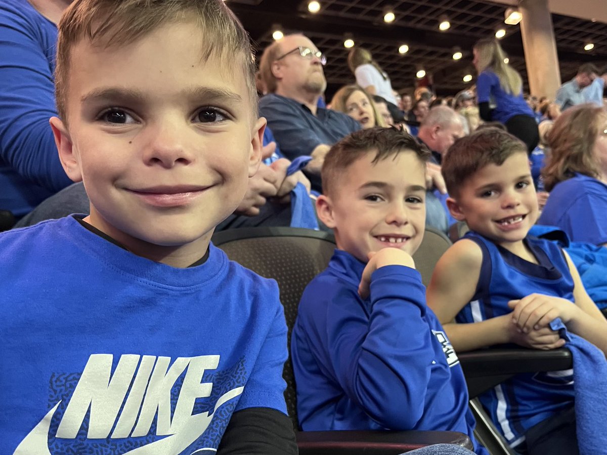 nick_rudman's tweet photo. #gojays 11th game of the season for the triplets! https://t.co/6ze653L7Ko