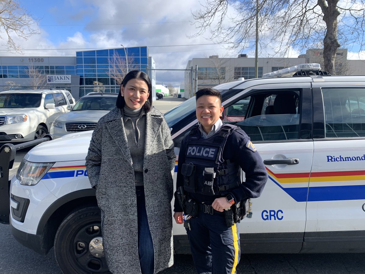 Bakit nga ba may alinlangan ang ilang Pilipino na magreklamo sa pulis? Richmond police officer Cst. Jace Rondario shares what it means to have Filipino and 2SLGBTQ+ representation in law enforcement tonight on #omnifilipino .