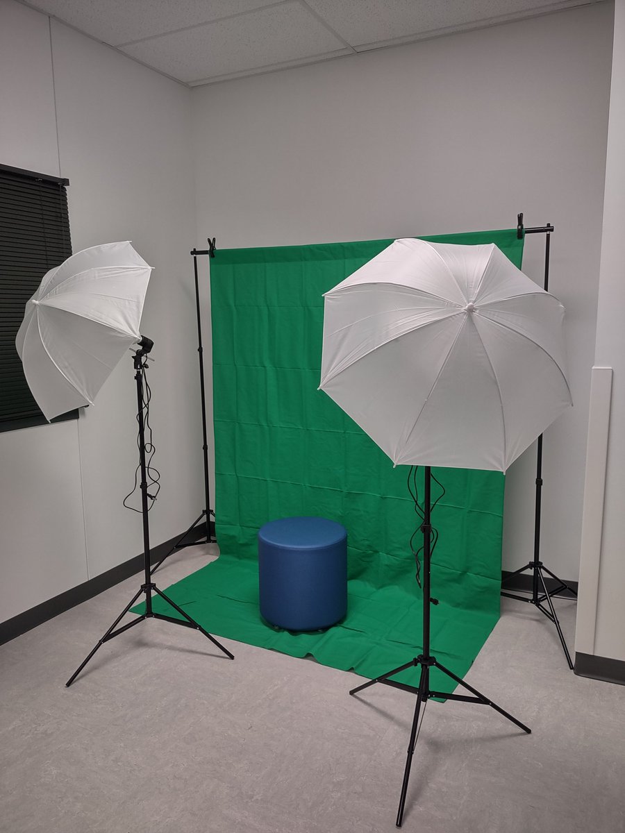 LibraryNpms's tweet image. Have a project for one of your classes, &amp;amp; you&apos;re trying to impress your teachers?? The NPMS Library can help you with that! Thanks to a WSD mini grant, we have two green screens &amp;amp; lighting, audio recording equipment, &amp;amp; digital video cameras to use. #NPMSGrizzlies #WSDLibraries