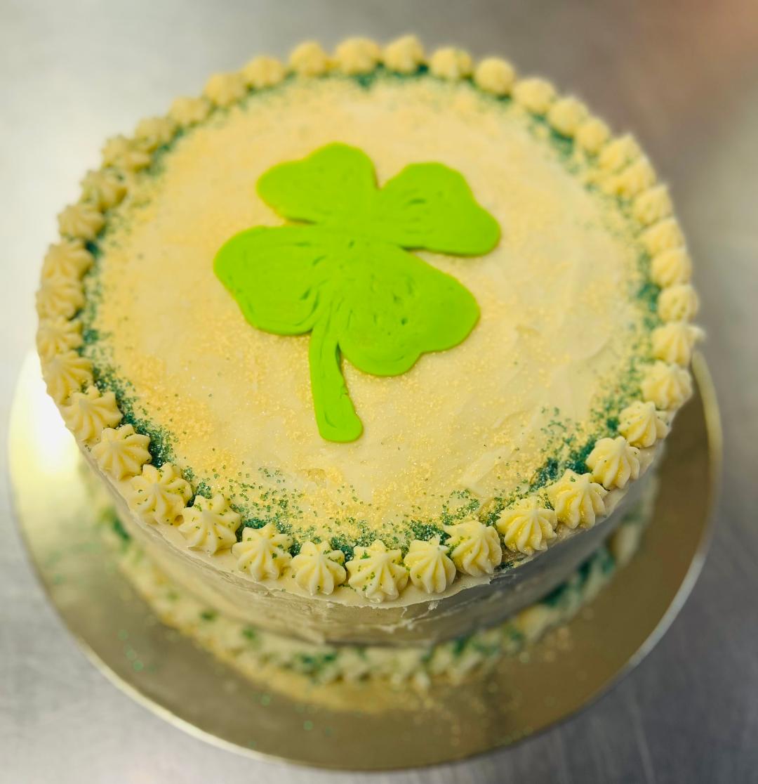 Club17OldForge's tweet photo. Trinity's Sweets - order now for St Patrick's Day Events!  #desserts https://t.co/LOCiweOiE7