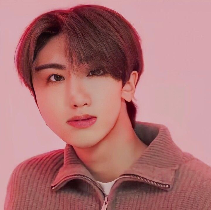 vapedoleeknow's tweet photo. au minsung onde eles se conhecem num reality show de cirurgias plásticas que deram errado e se apaixonam pela beleza interior um do outro https://t.co/EmqKUAHdZ8