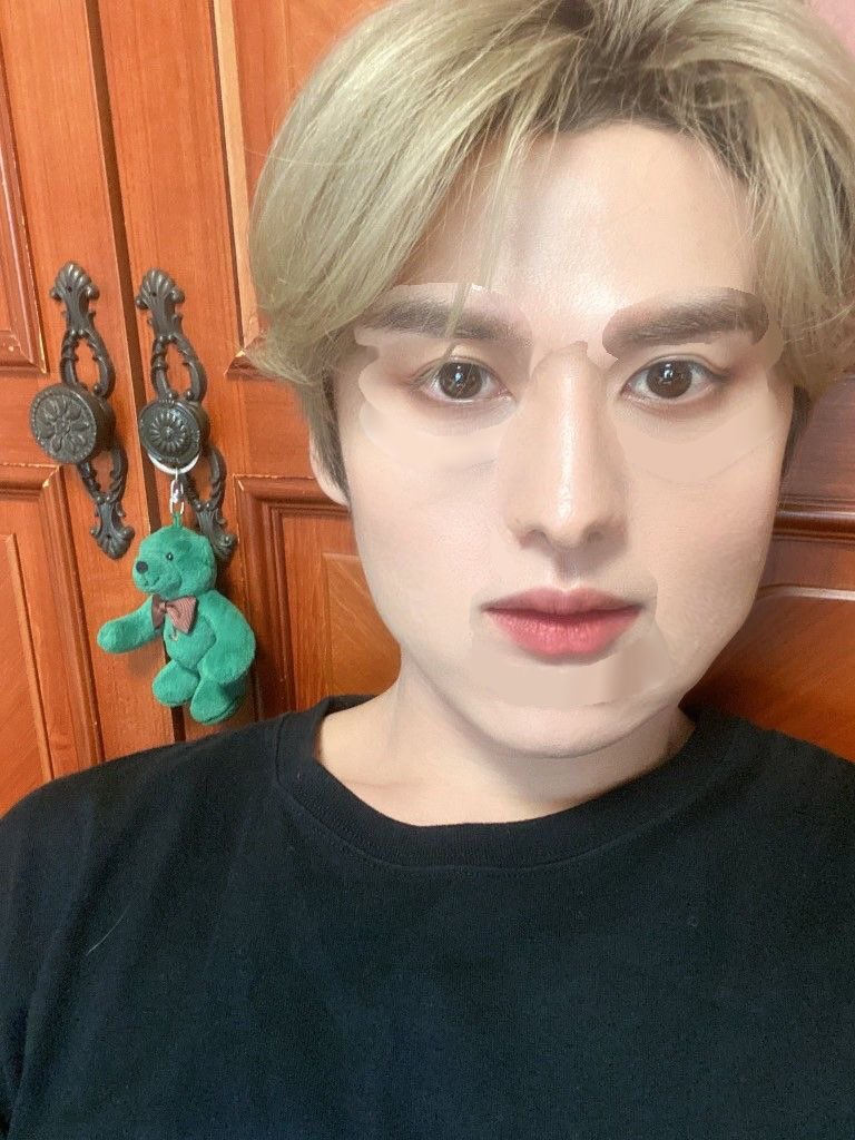 vapedoleeknow's tweet photo. au minsung onde eles se conhecem num reality show de cirurgias plásticas que deram errado e se apaixonam pela beleza interior um do outro https://t.co/EmqKUAHdZ8
