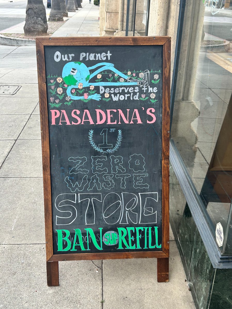 ecosendmail's tweet photo. Our content writer Rachael is visiting #Pasadena from the UK and came across the amazing Zero Waste Store owned by @CherylAuger3 #California #Sustainability #PlasticPollution #SingleUsePlastic #Recycle #EcoSend https://t.co/y2676kt7nu
