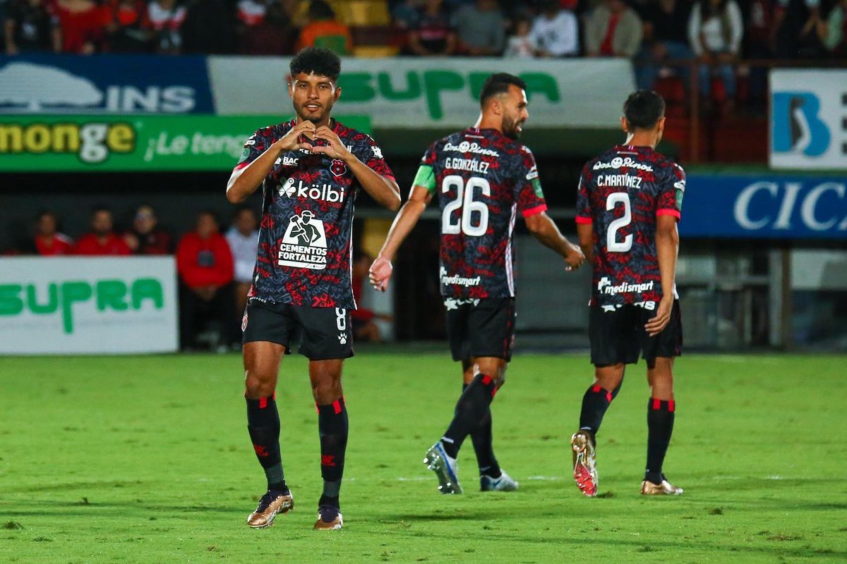⚽️ <a href="/Johan_VenegasCR/">Johan Venegas Ulloa</a> vuelto ¿_____? 🔥