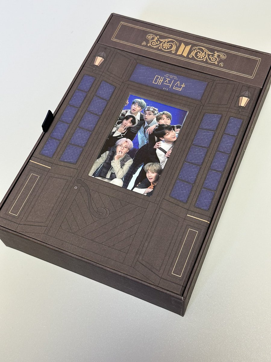 Transaction007's tweet photo. 방탄 콘서트 매직샵 DVD 양도
쿨 거래시 에눌 가능
⭕️택배⭕️
아미 bts photocard 럽셀콘 뉴욕 유럽 남준 석진 윤기 호석 지민 태형 정국 위버스 윙즈 dvd 럭드 교환 2015 화양연화 온 스테이지 화온스 DVD 디비디 2017 2018 2019 2020 memories 공식 윙파콘 윙즈 매직샵 상파울로 상파울루 https://t.co/hGdLcfZr4d