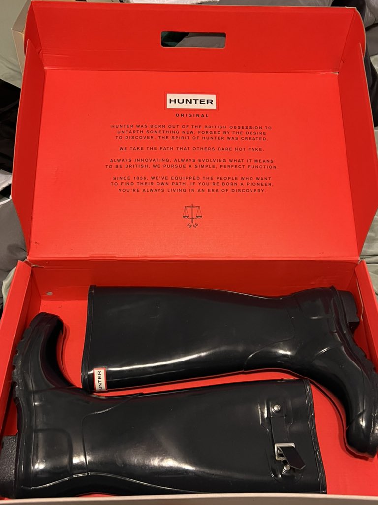elefaantzz's tweet image. tall black hunter boots for sale dm me US size 9 UK size 7