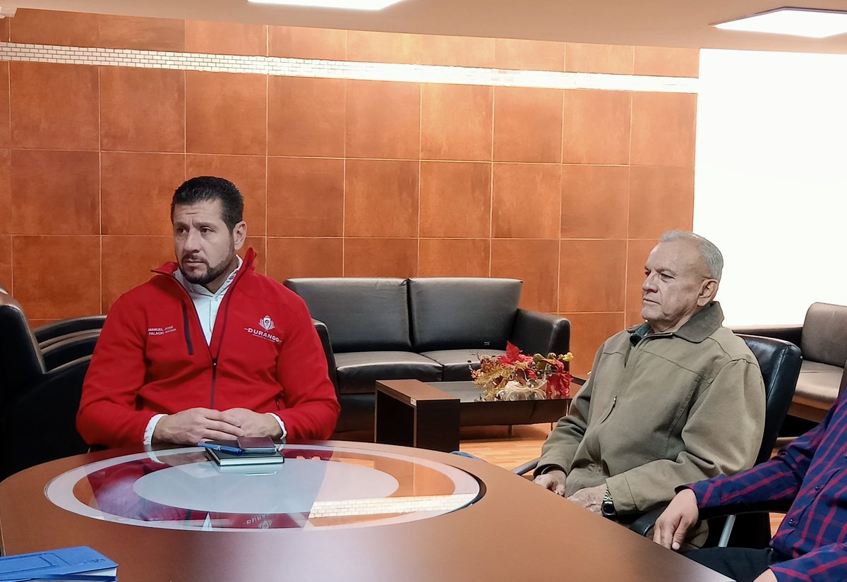 INIFEEDgo's tweet photo. El día de hoy nos complace recibir al Colegio de Ingenieros Civiles del Estadode Durango, con el fin de establecer acuerdos y acciones que contribuyan a mejorar e incentivar la calidad de la Infraestructura Educativa del Estado de Durango para este 2023. https://t.co/avjWMkWhJd