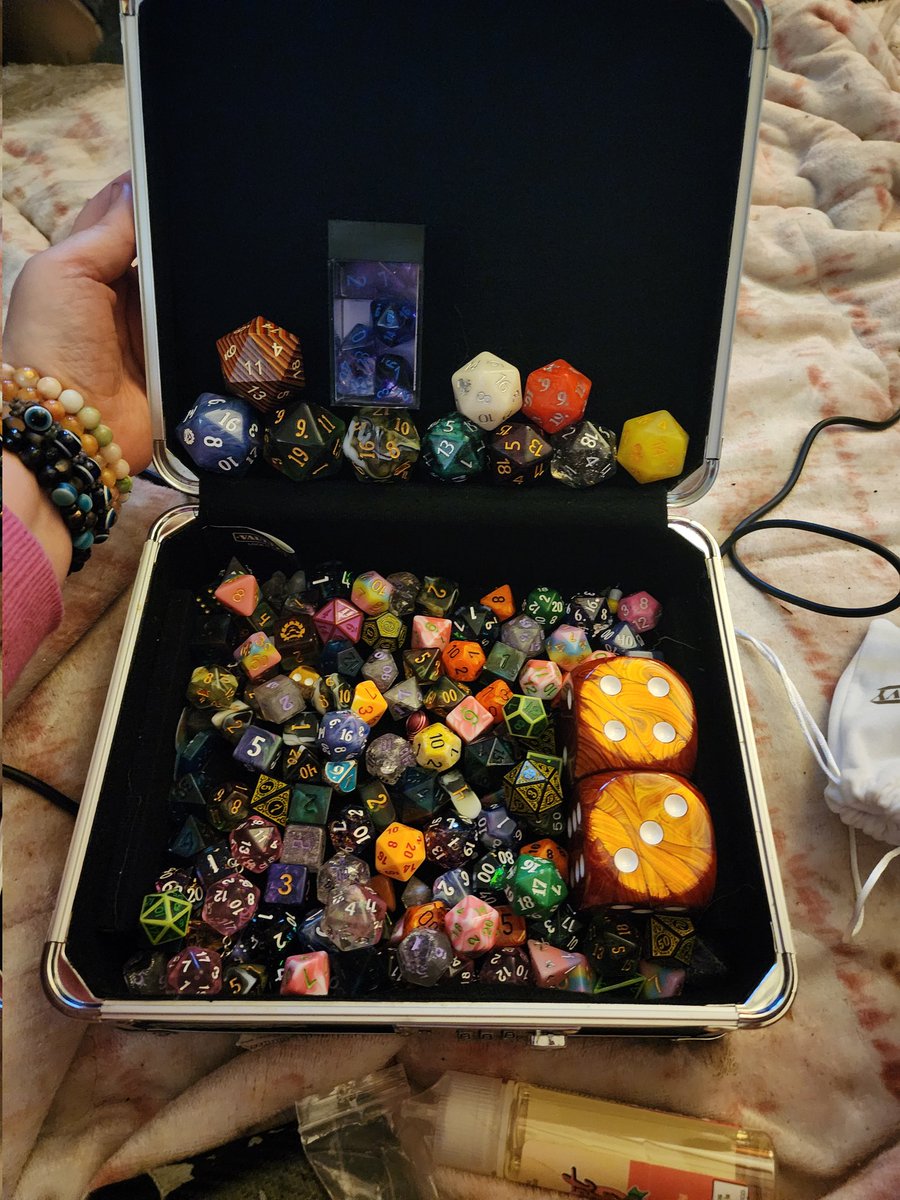 I was absolutely devastated when I lost 5 years worth of dice in my wreck a year and a half ago. Ever since however I've been building my collection back up. Not too shabby if I do say so myself. I'm particularly proud of my chonkers. 

#dicegoblin