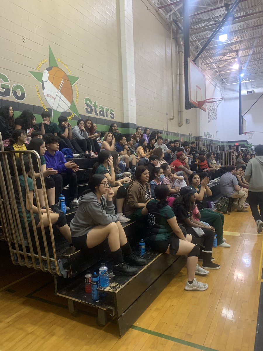 Raul Quintanilla Sr. Middle School STEAM Academy tweet media