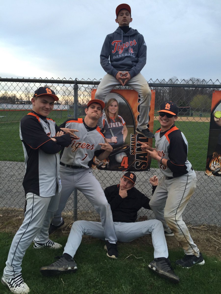 Cody_Allen_20's tweet photo. @weymer227 @King_Kohler #warof2015 https://t.co/8jRhxDcuaw