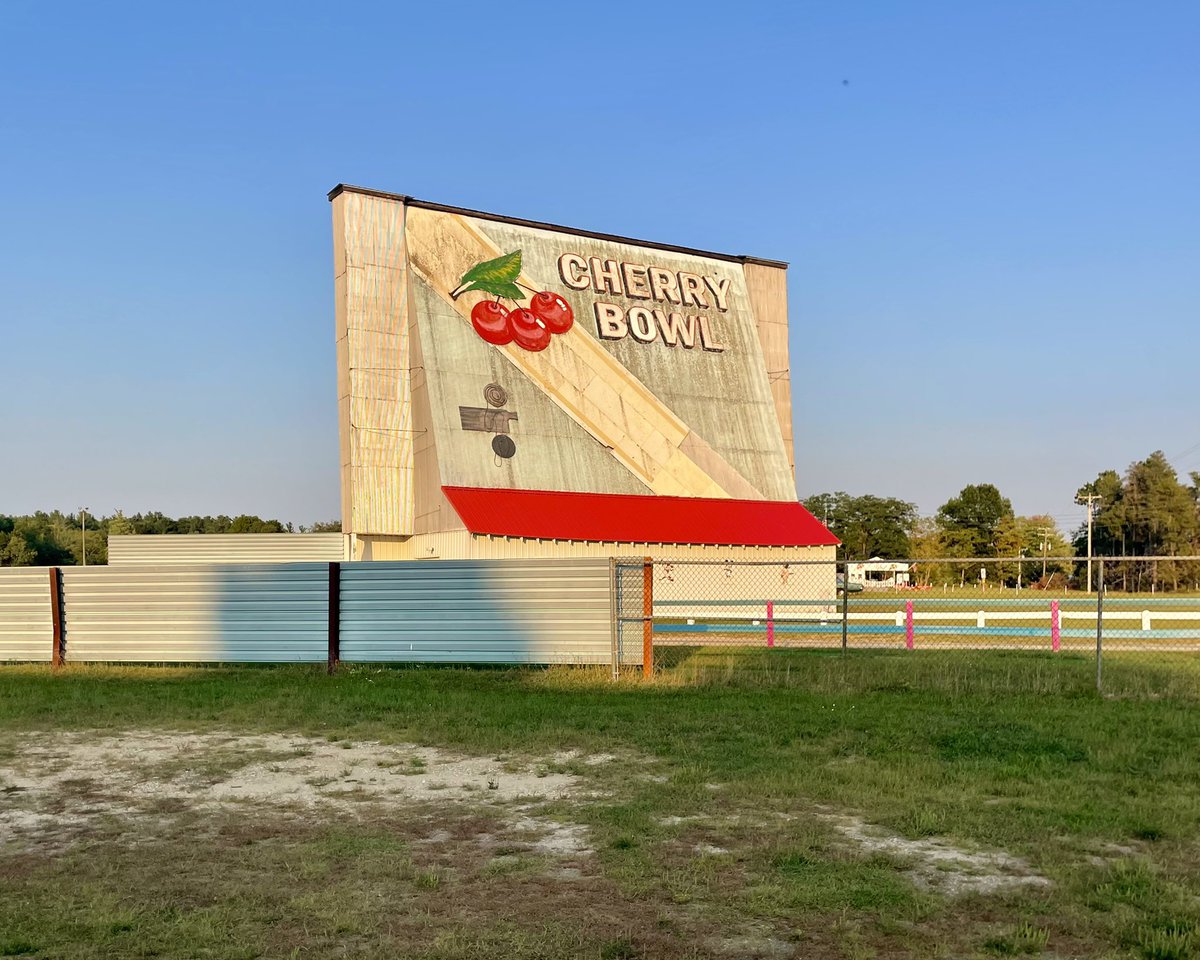 Midwest Modern tweet media