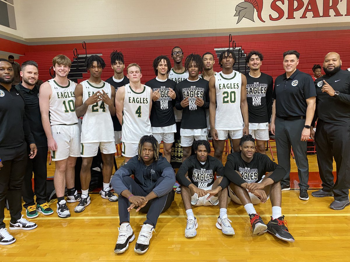 Eagles win!!! Bi district champs. 53-32 💚💛💚<a href="/CyFallsHoops/">Cy Falls Basketball</a>