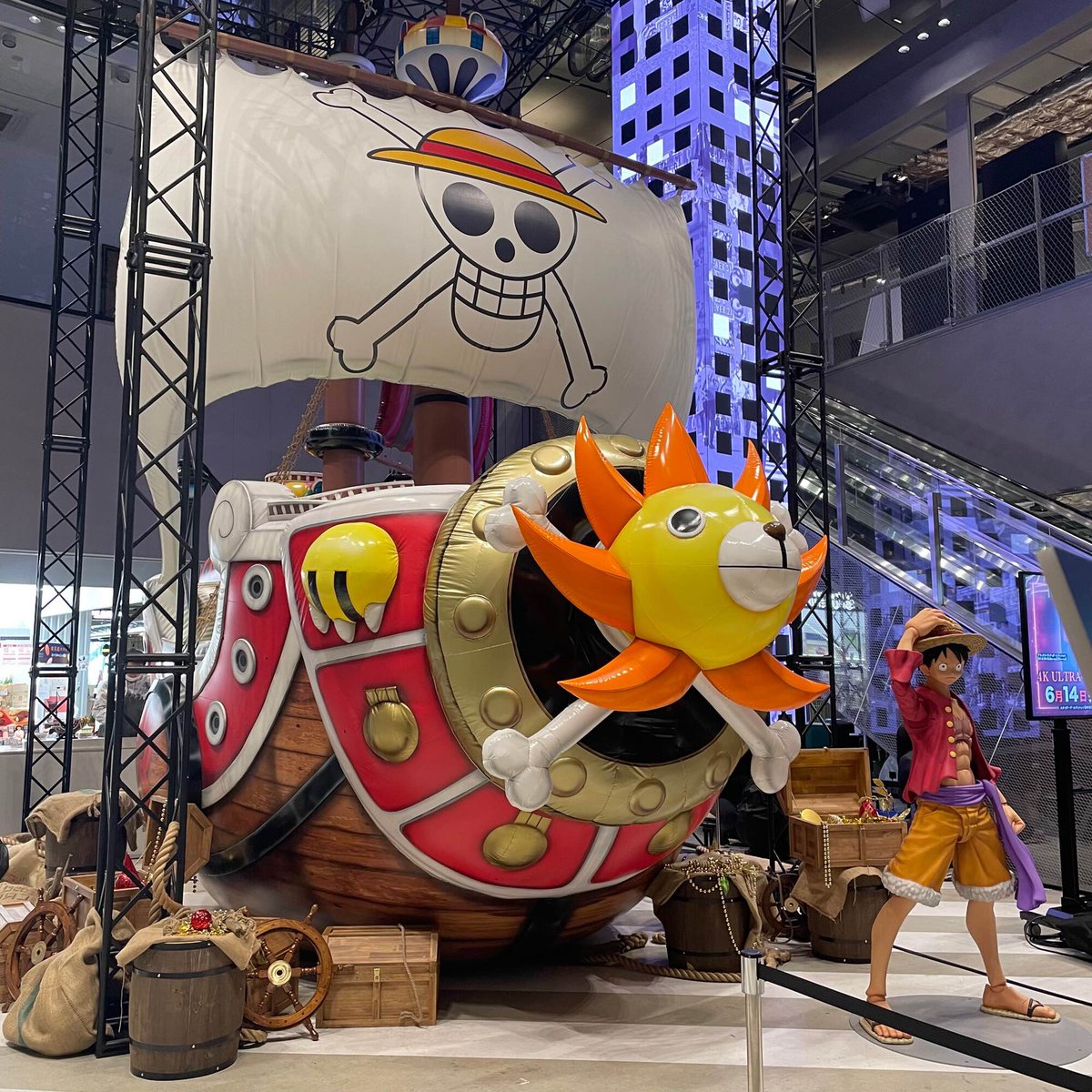 ワンピース』関連アイテムが渋谷に集結！／ イベント「SUNNY GO