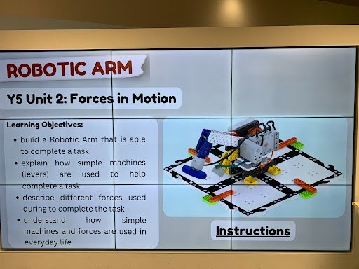 We had a great parent presentation on how #Robotics &amp; #STEAM are being integrated at <a href="/VSAHKG/">Victoria Shanghai Academy</a>! After an hour of #building, #reflecting and #discussion parents didn't want to leave!

@leunggmlife <a href="/PangVeroni/">Veronica Pang</a> <a href="/rdawsoncoach/">Ross Dawson</a> <a href="/mrwaller15/">Mr. Waller</a> <a href="/AmySTEAM047/">Amy Lin</a> <a href="/AdamHillEDU/">Adam Hill</a>