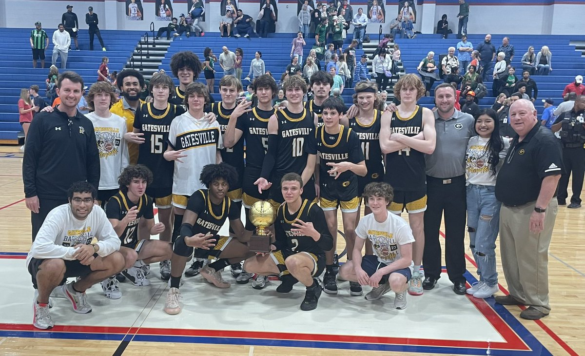 Your Bi-District Champions!!  Hornets win 62-47 to advance to Area. #brotherhood #hfnd  <a href="/hoopinsider/">Hoopinsider</a> <a href="/Tabchoops/">𝙏𝘼𝘽𝘾🏀📋</a>