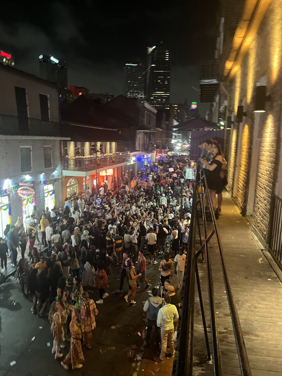 AMerrick99's tweet photo. Fat Tuesday https://t.co/qso2KF9UwD