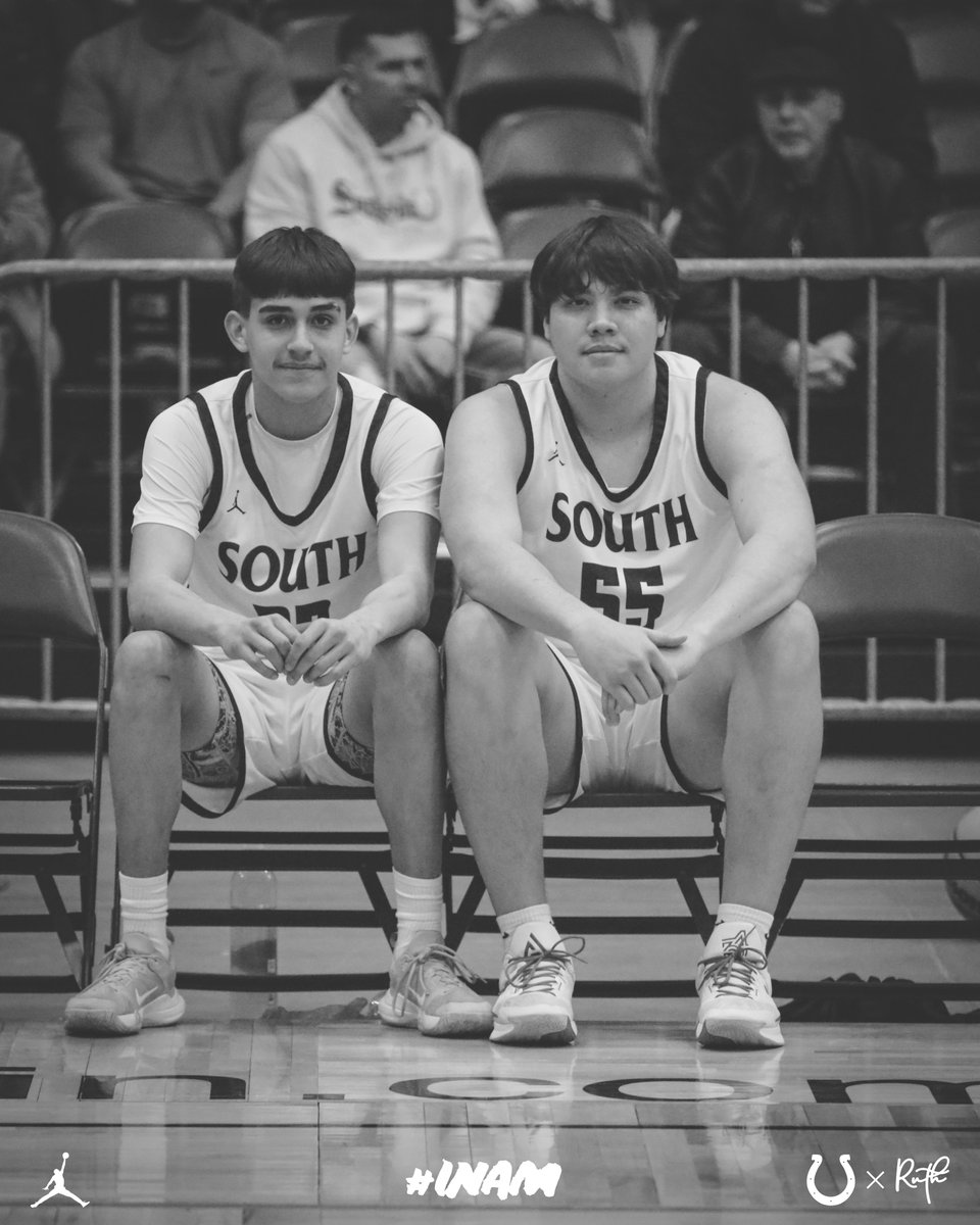 PuebloSouthBB's tweet photo. 𝙒𝙚 𝙬𝙚𝙧𝙚 𝙫𝙞𝙘𝙩𝙤𝙧𝙞𝙤𝙪𝙨.

Head to our IG/FB to take a look back at our favorite clutch shots from last week as we prepare for tomorrow’s playoff game.

#INAM | #COLTure | #COPreps https://t.co/RuAaz9tSgi