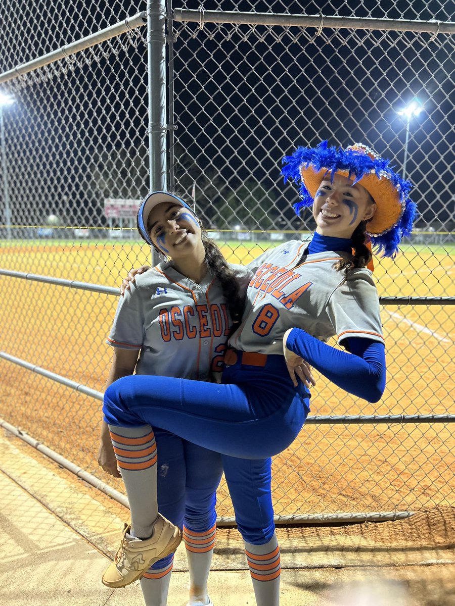 Angelinarod2026's tweet photo. My first high school game was a success. I got to catch a perfect game from  @AliyahLai_  and went 2-4 at the plate.  @LegacyLegendsS1 @ExtraInningSB https://t.co/lfrH9mv7IP