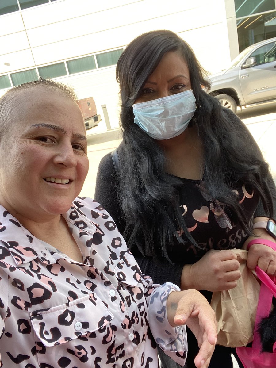 Mercedespink3's tweet photo. Hoy fue día largo entre citas y más pero valió la pena un día de mucha Bendición ! Gracias a Dios sin efectos después de Quimoterapia 🙏🏼 #sobrevivientes #noestassolo #mechenopara #condiostodosinelnada https://t.co/d1FwUWEUUi
