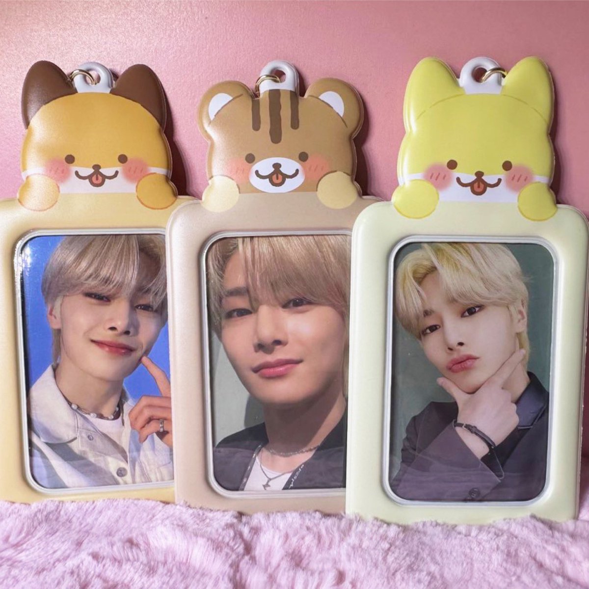 DUCKYWORLD_KR's tweet image. 🌟포카홀더 RT 이벤트🌟

인기제품은 실시간으로 품절중..! (っㅿ˂｡)
그래두 뿌리러 또 왔습니다🤭

포카홀더 랜덤 증정
-인원 : 10명
-기간 : 2/22~3/1
-당첨자 발표 : 3/2