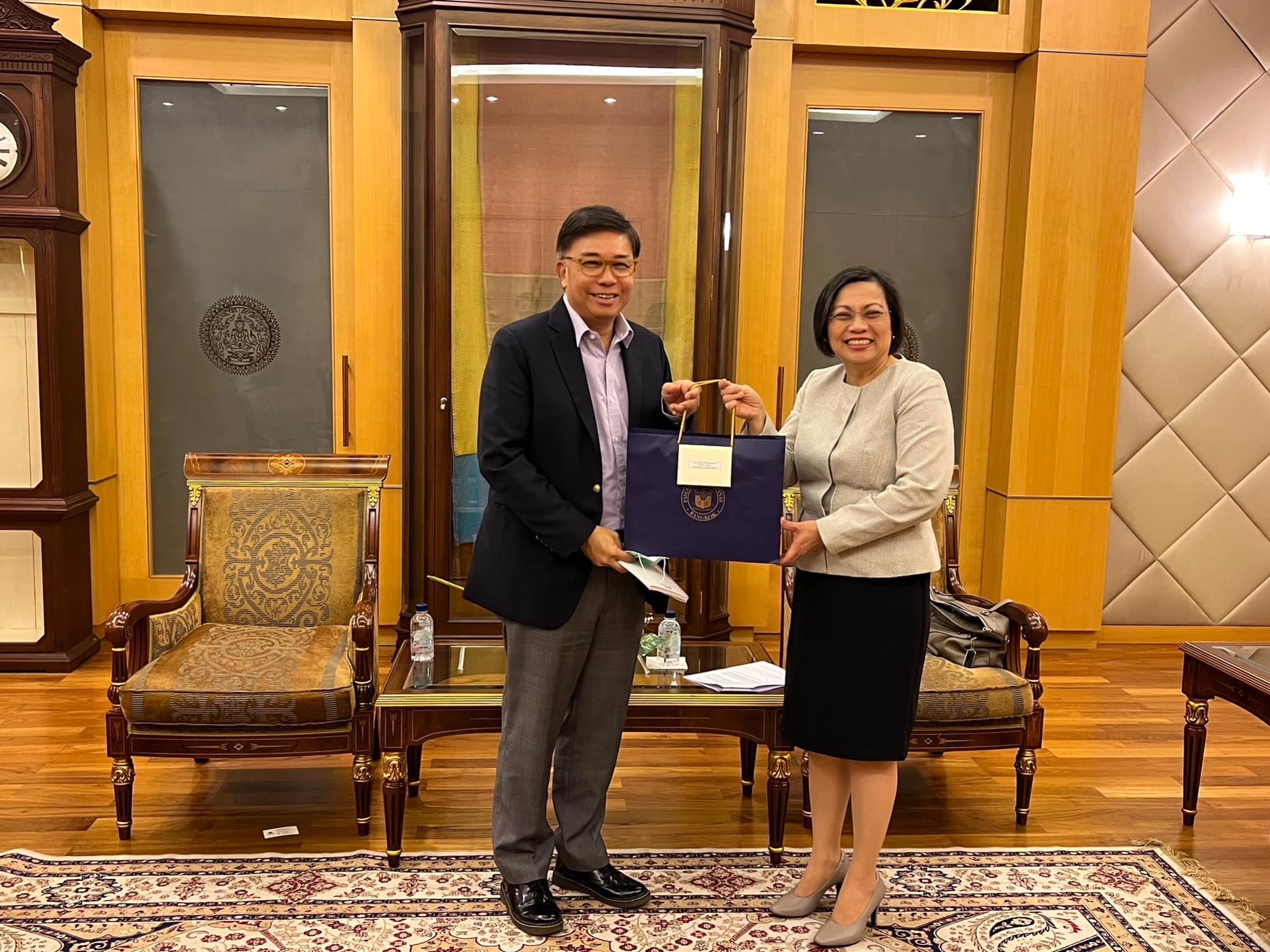 กรมการกงสุล I MFA Thai Consular on Twitter: "เอกอัครราชทูตสาธารณรัฐ ...