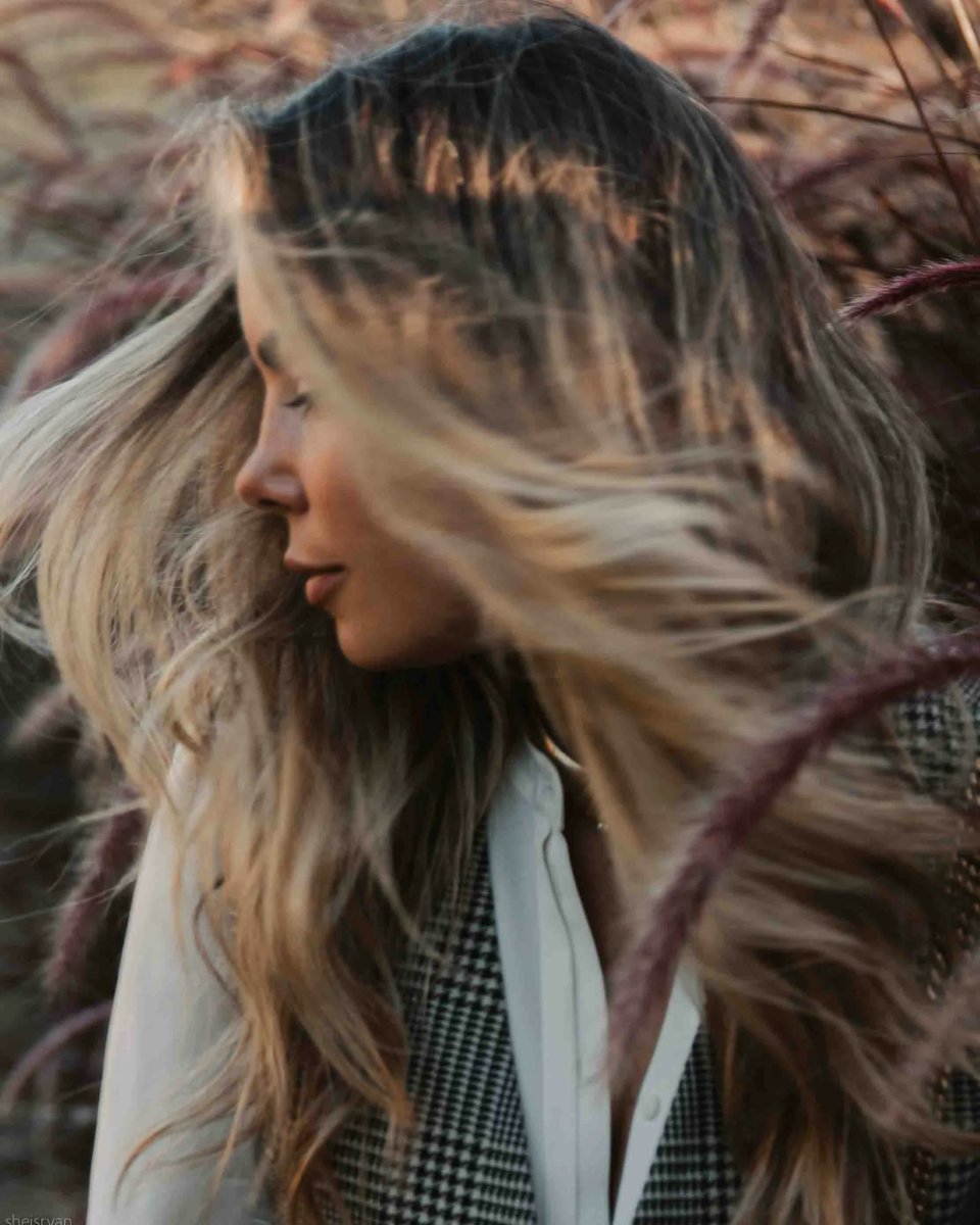 CreativesByRYAN's tweet photo. full service HAIRCARE SHOOT 

Directed, modeled, location scouted, and styled by me and my team. 
 
#haircarecontent #haircaremodel #haircaresupplement #ugccreatorneeded #ugcopportunity #ugc https://t.co/iwxR99nvoM