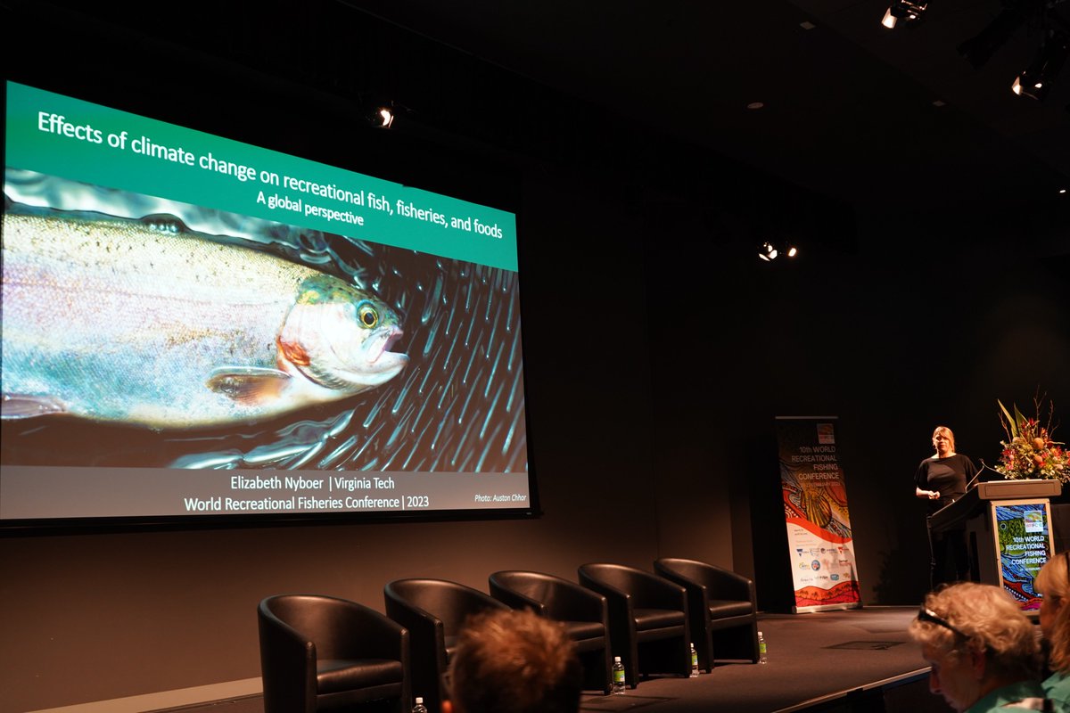 A truly fascinating exploration into the vulnerability of recreational fisheries to climate change and the consumption of recreationally caught fish by our magnificent first #WRFC10 keynote of the day, Beth Nyboer.  

#fishsci #climatechange #fisheries #recreationalfishing