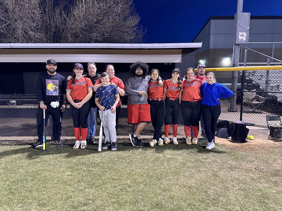 Thanks to those who came out and supported our girls during their scrimmage tonight and also those who hung around and participated in our home derby for Moore Love! ❤️🤍🖤