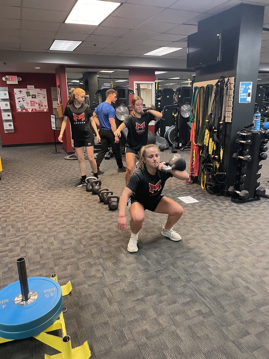MUSaintsSoccer's tweet photo. MUW⚽️ with another Tuesday night circuit @StlSpeedAgility as this great staff once again pushed these ladies all night long and these ladies pushed each other as well👏!! Training tomorrow afternoon then Thursday off 😊!!
#gettingtheretogether #keepgrinding #bigpicture https://t.co/zZ8eYmSB4X