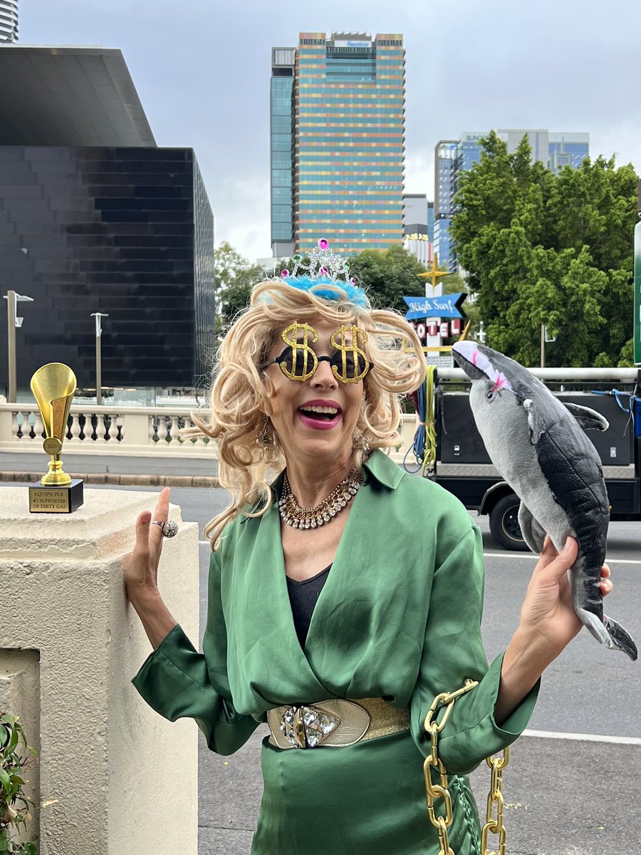 TheCoalDiggers's tweet photo. BUMS* CEO2 Coral Bleach is in Brisbane to congratulate @Equipsuper, @CFS_AU &amp; @RestSuper superfunds for resisting greenist, leftist virtue signalling &amp; maintaining their planet wrecking holdings in @SantosLtd &amp; @WoodsideEnergy #auspol 🔥🌏🙈

*Billionaires’ United Mining Services https://t.co/lyXKTIlwQ1