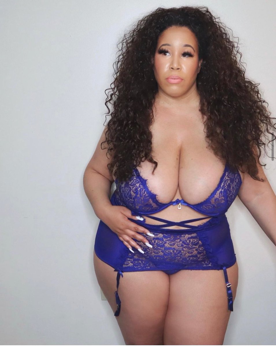 MissTooMuch on Twitter: "🪁"