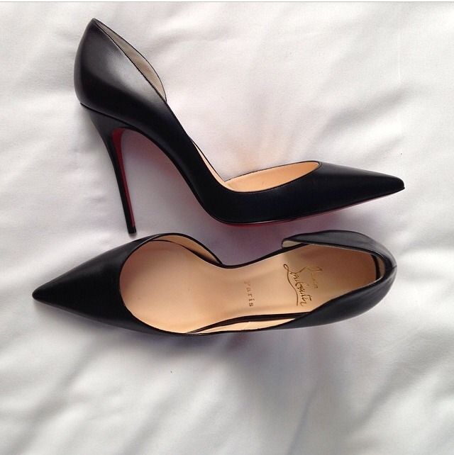 iPostHeels's tweet image. 