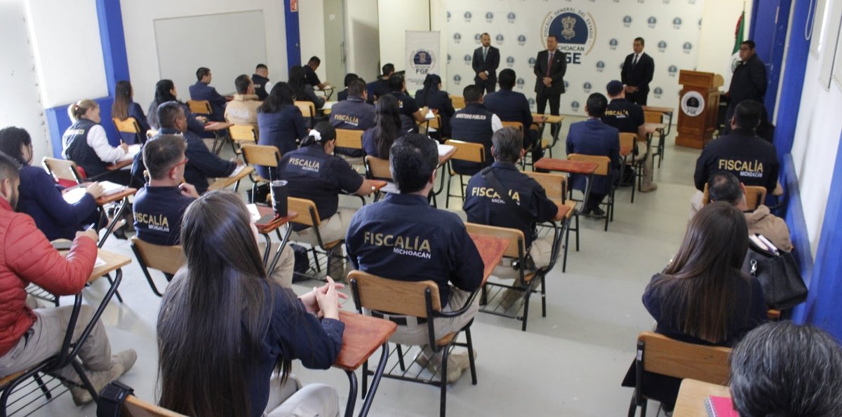 FiscaliaMich's tweet photo. Inicia #FGEMich especialización para operadores del Sistema Integral de Justicia Penal para Adolescentes ➡️ https://t.co/wAXgfmrhT3 https://t.co/V22b0Dp75h