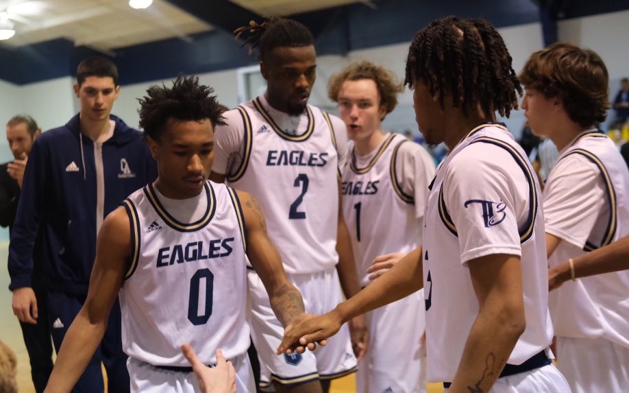 Eagles Win 🦅 vs Asheville School FINAL: 74-64 | (31-6)

Avion Pinner 21pts 9reb 5ast
Noah Van Bibber 18pts 5reb 1ast
JJ Moore 16pts 7ast 2reb
Jake Benham 15pts 3reb

Next Game: Saturday 2/25 
      vs Greensboro Day
📍at Forsyth Country Day

NCISAA 3A State Championship